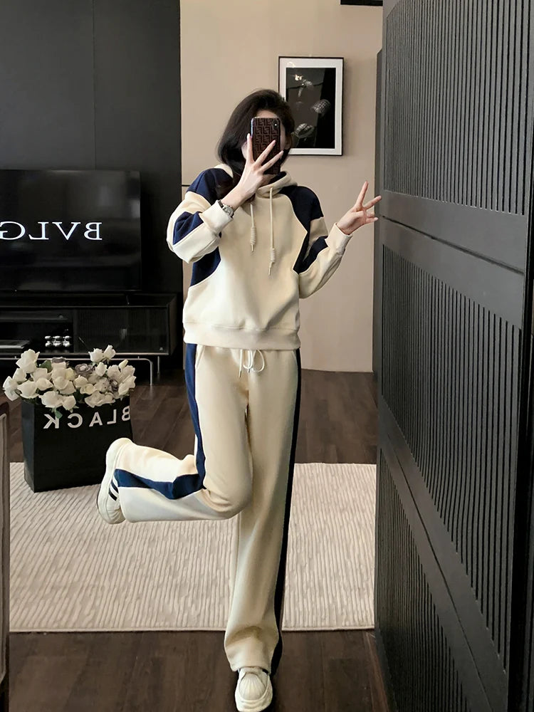 Amélie High-end casual elegance set for women - Hooded top combined with high-waisted straight pants"